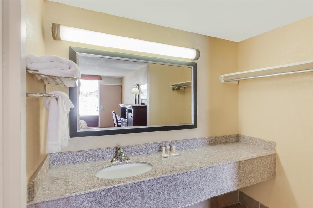 Hotel Americas Value Of Elk