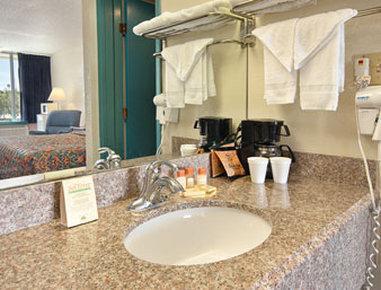 Americas Value Of Elk Hotel Elk City